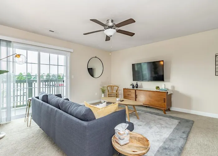 Apartment Contemporary In *
